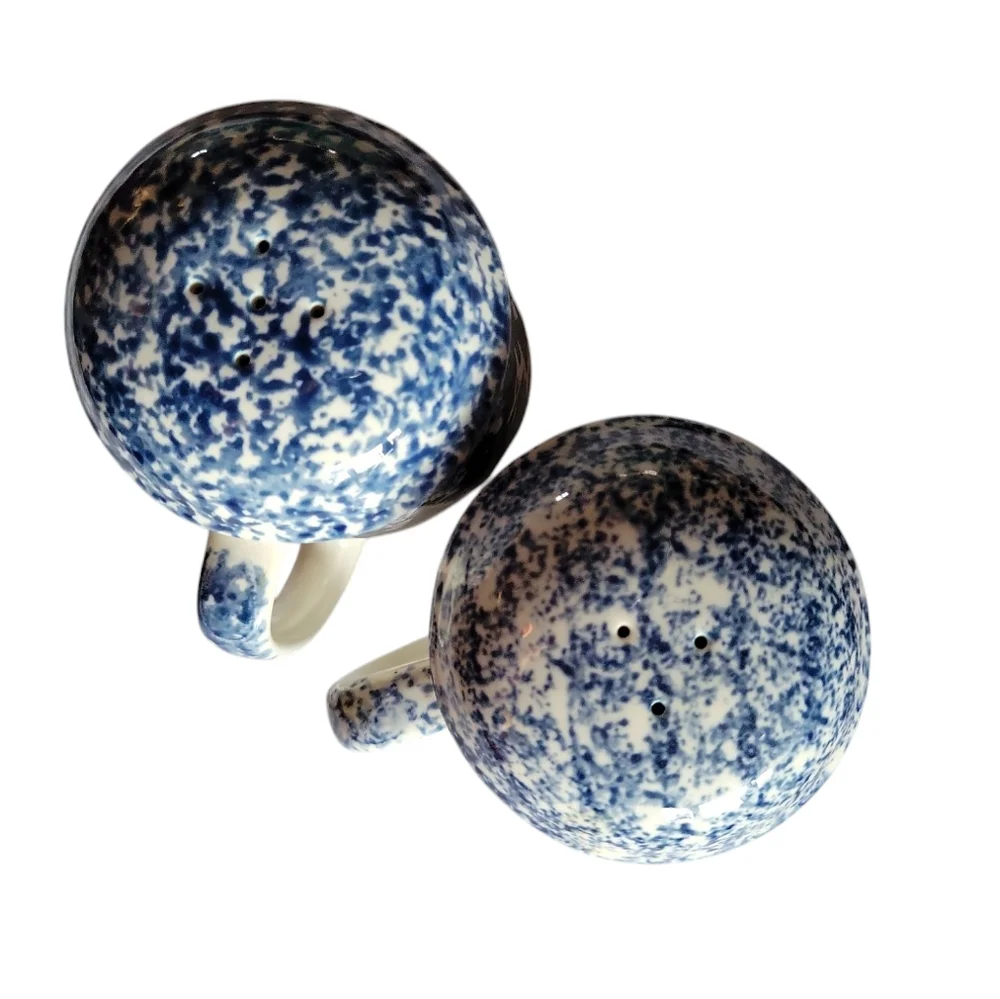 Vtg Folk Craft Wolf Blue Salt & Pepper Shakers by Tienshan. - Picture 11 of 12